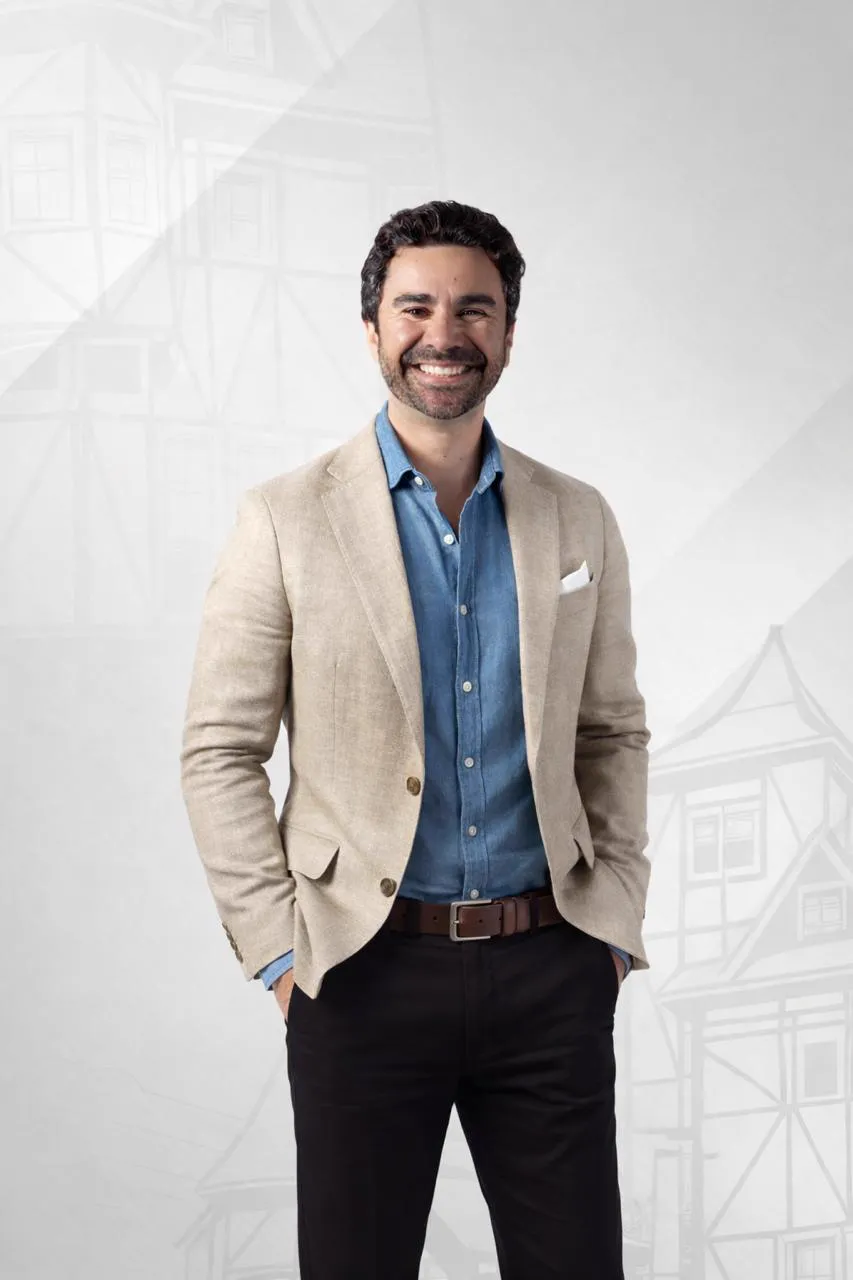 Dr. Fernando Giovanella